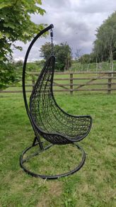Choose Your Favourite Hanging Egg Swing!