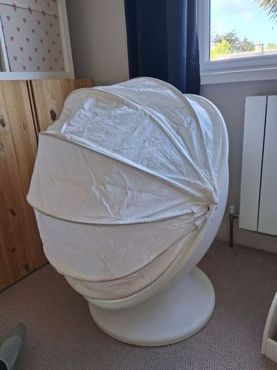 Ikea egg chair kids (ps lomsk)