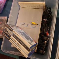 PlayStation 2 bundle with games and controller