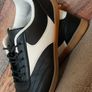 Sneakers size 7 Image 2