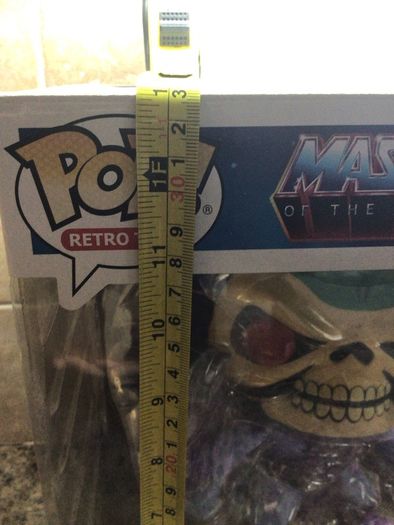 Large Funko pop no 73 - skeletor -special edition- glow in the dark - new and unopened