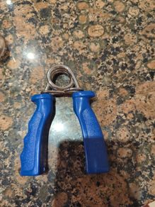 Hand gripper