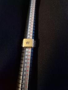 9ct gold gents ring