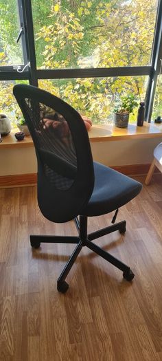Flintan office chair