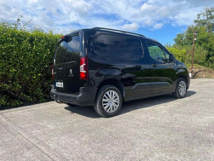 peugeot partner