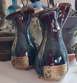 Colm de Ris posy vases