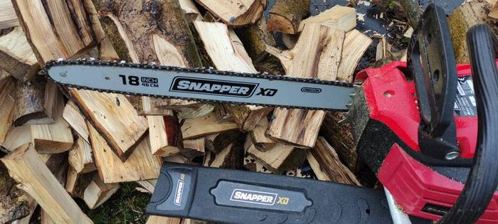 Snapper 82V battery chainsaw