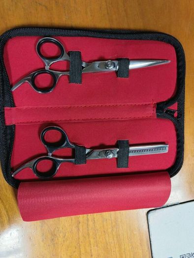 Barber scissors
