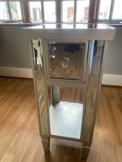 Mirrored Table