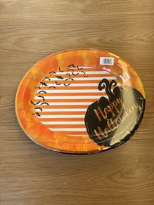 Halloween paper plates, bowls and cups