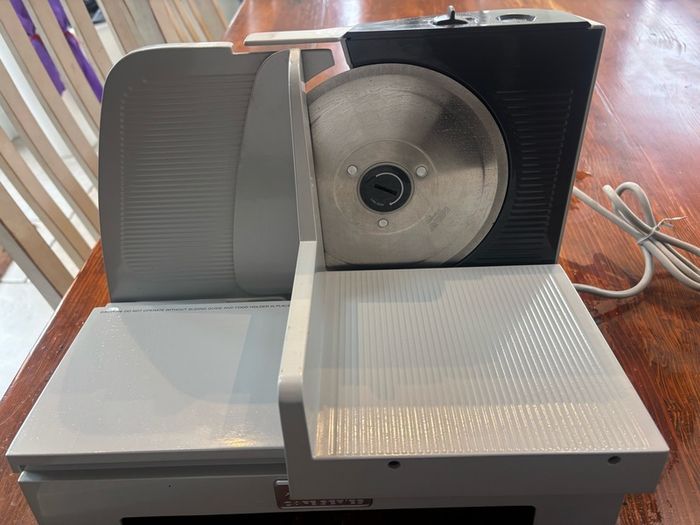 meat slicer