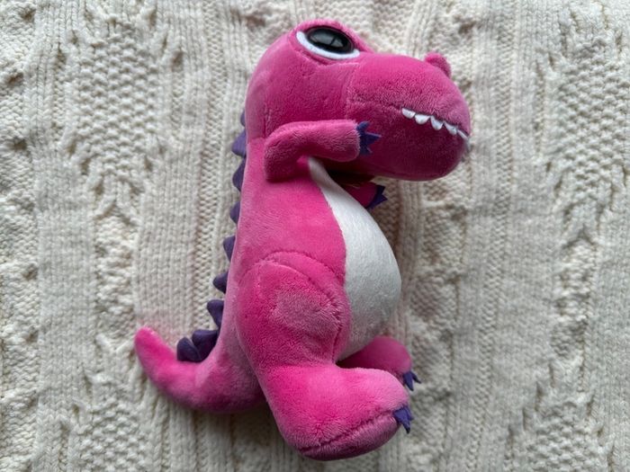 Suki Gifts International T-Rex Dinoz Soft Dinosaur Plush Toy New A Bit Dirty Please look at the pictures