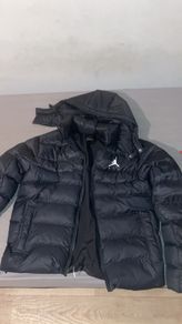 Jordan puffer jacket size medium barely worn