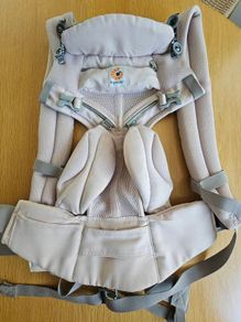 Ergobaby Omni Breeze