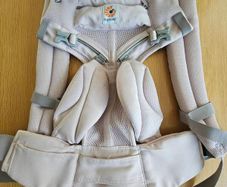 Ergobaby Omni Breeze
