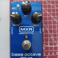 MXR Bass Octave Deluxe Effects Pedal