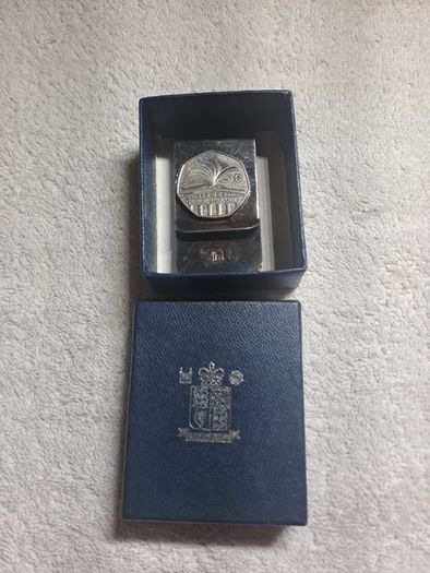 Royal Mint 150 years of Libraries money clip