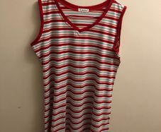 Long top (approx size 22-24)