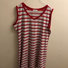 Long top (approx size 22-24)