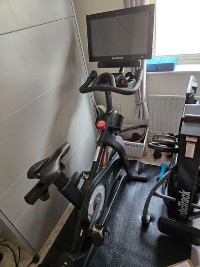 Nordic track S22i spin bike