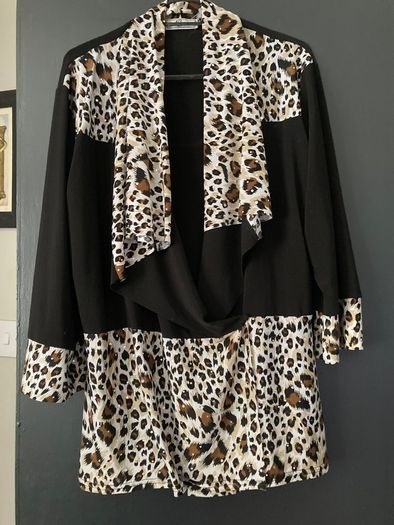 Black and leopard top