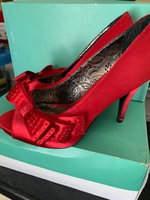 New Next Red Heels