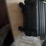 Spinner Suitcase with removable wheels Image 8