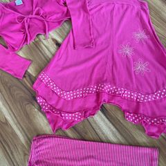 Keedo 3 piece set size large or age 7-9 years