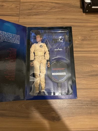 collectable figure