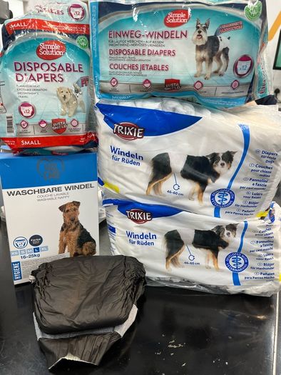 Pet clothing and nappies