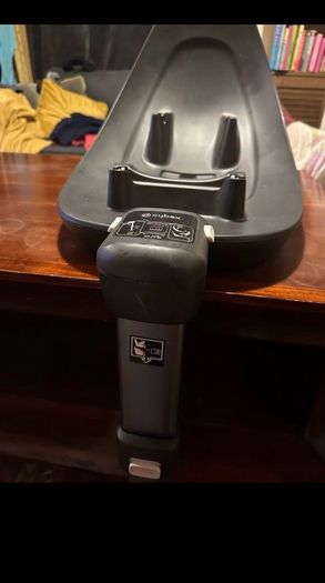cybex baby car seat + Cybex Base