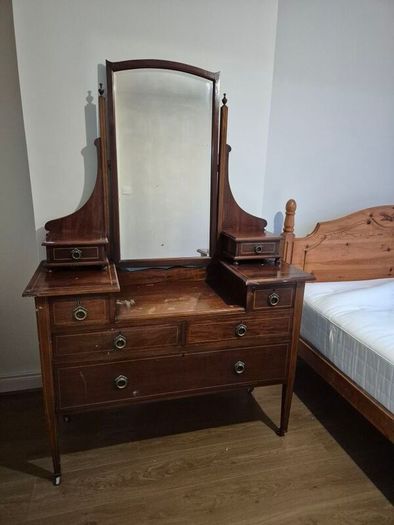 Free Bedroom Dresser
