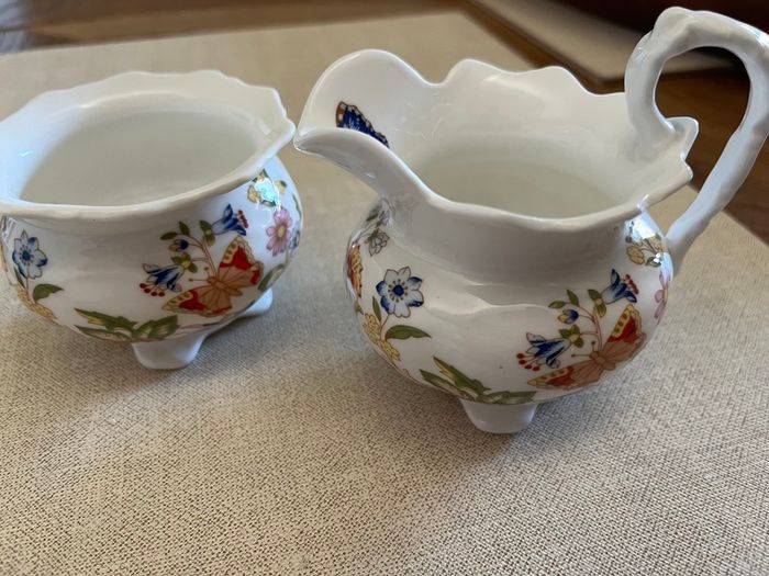 Aynsley Bone China Creamer & Sugar Bowl