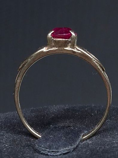 Vintage 14ct Gold Red Stone Ring Size 55 Dublin Hallmarked