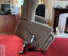 Sherborne Reclyner/Riser Armchair