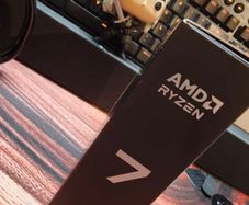 AMD Ryzen 7 7800X3D Desktop CPU , like new