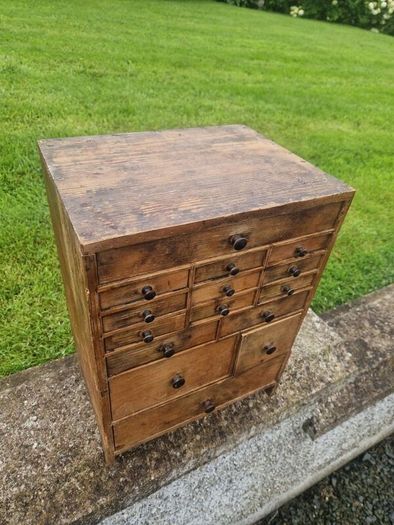 Watchmakers cabinet