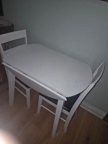 table and chairs
