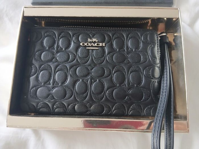 Coach Leather Wristlet Bag. New.