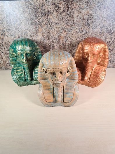 cast concrete Egyptian Pharoah Tutankhamun King Tut statue indoor outdoor ornament garden patio porch conservatory