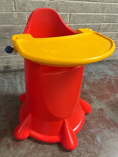 childs highchair