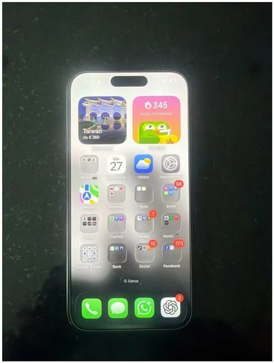 iPhone 15 pro 256gb