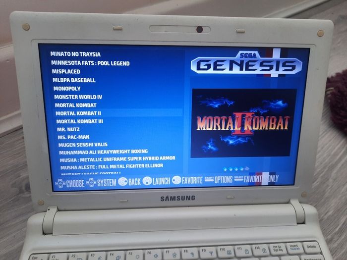 Samsung netbook with Retro gaming Operating system
