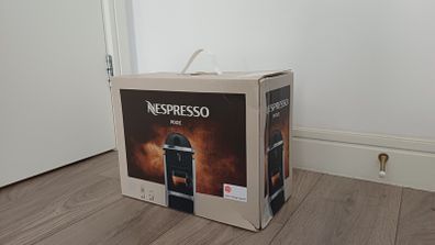 Nespresso Pixie Coffee Machine - Brand New