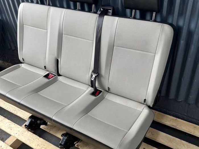 Vw Transporter T6 Rear Seat Isofix Three Seatbeltsp