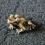 3 brass frogs,. Solid brass. Image 6