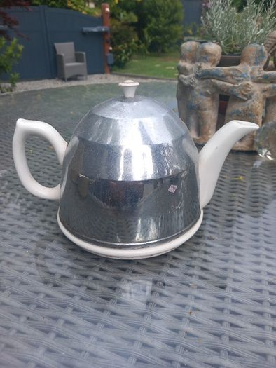 Vintage Beverley White Teapot Made In England Reg Design 884646 Chromed Cover  D18 POST 10e