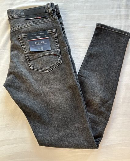 BNWT Tommy Hilfiger Mens Grey TH Flex Extra Slim Fit Layton Jeans 32/32