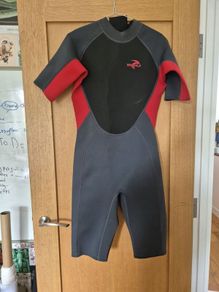 ladies shorty wetsuit size 14