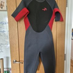 ladies shorty wetsuit size 14